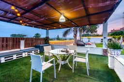 Spanish Villa | Pool&BBQ | Garden | Exclusive