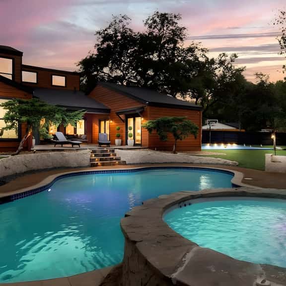 Oak Villa | Golf | Pool & Spa | Cinema, Basketball - Image 1
