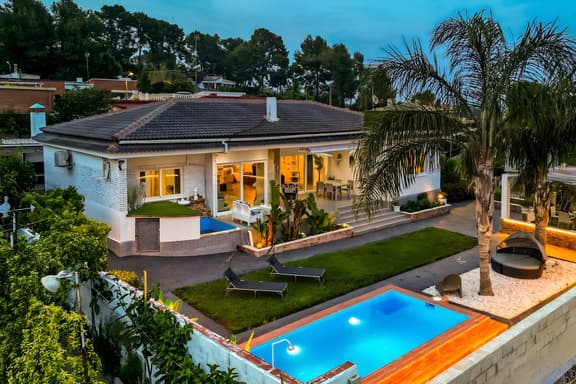 Spanish Villa | Pool&BBQ | Garden | Exclusive